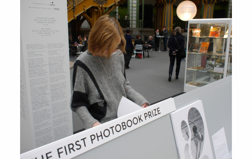 Prezentacja książek z konkursu Paris Photo Aperture Foundation Photobook Awards.