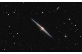 Andriy Borovkov - III miejsce w kategorii "Galaxies", zdjecie przedstawia NGC 4565 (galaktyka w kształcie igły)