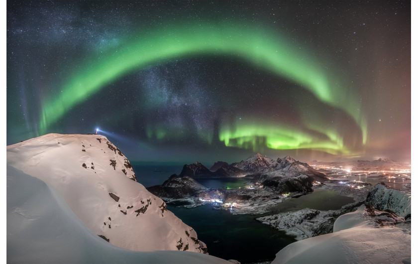 fot. Nicolai Brügger, The Watcher 1. miejsce w kategorii Aurorae / Insight Investment Astronomy Photographer of the Year 2019