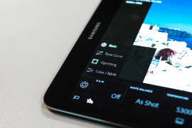 Adobe Lightroom Mobile zainstalowany na tablecie Samsung Galaxy Tab S2