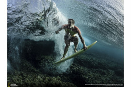 fot. Rondey Bursiel, "Under the Wave", 3. miejsce w kategorii Ludzie
