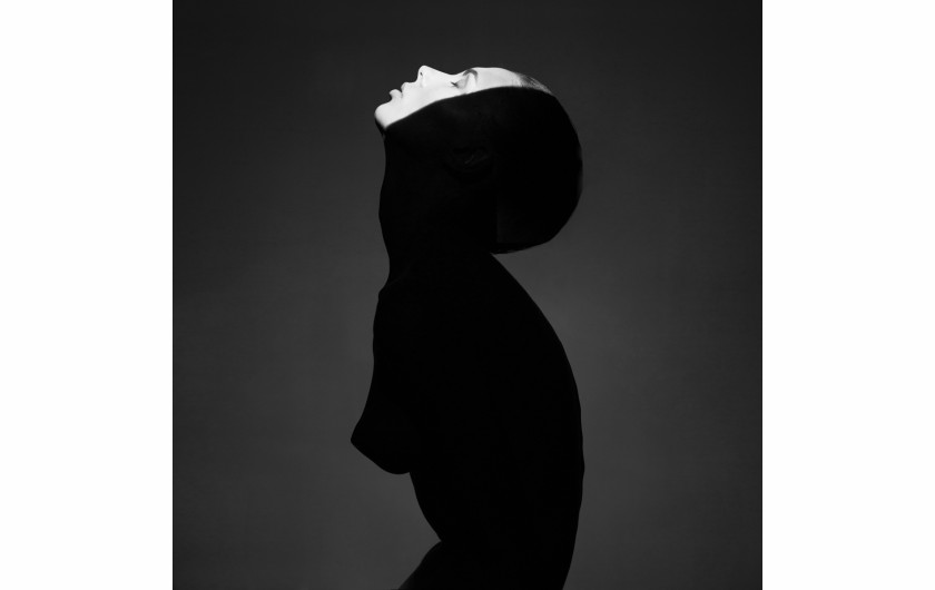 fot. George Mayer, Rosja. Z cyklu Light. Shadows. Perfect woman 1. miejsce w kategorii Portret