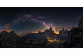 fot. Carlos F. Turienzo, "Guardian of   Tre Cime" / Insight Investment Astronomy Photographer of the Year 2018