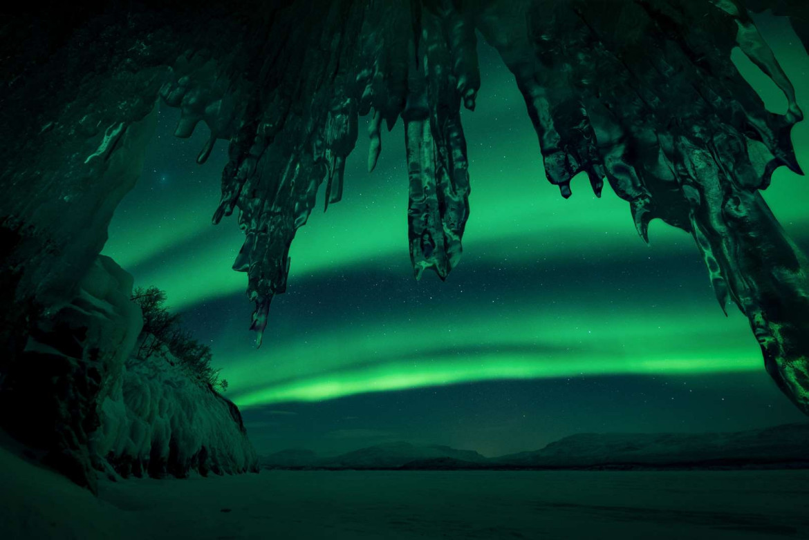 fot. Arild Heitman, "Ice Castle" / Insight Investment Astronomy Photographer of the Year 2018