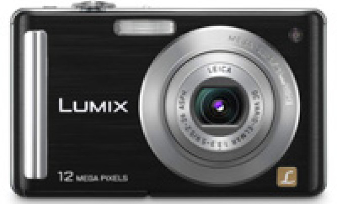 Panasonic Lumix DMC-FS25
