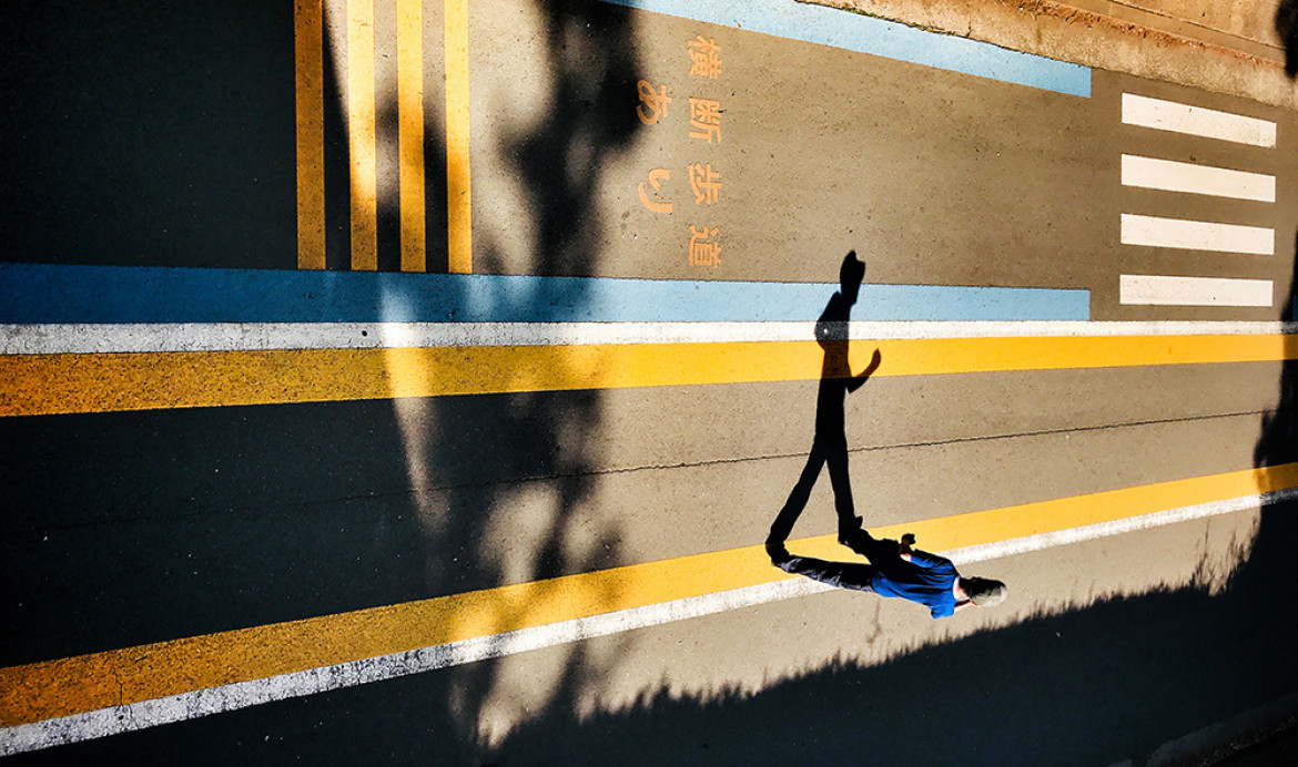 fot. Laurence Bouchard, "Running on Empty", 1. miejsce w kategorii Street / Mobile Photography Awards 2018