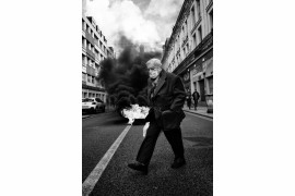 fot. Giuseppe Volpe, "Walking Around", zdjęcie finałowe / Street Photography Awards 2021 