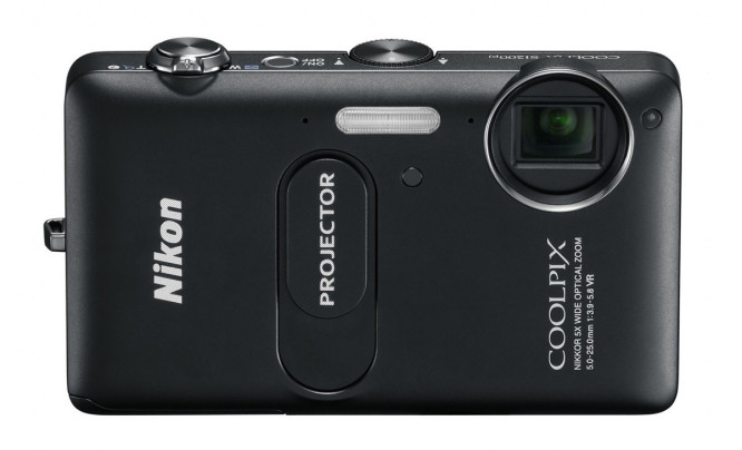  Nikon Coolpix S1200pj - kompakt z projektorem