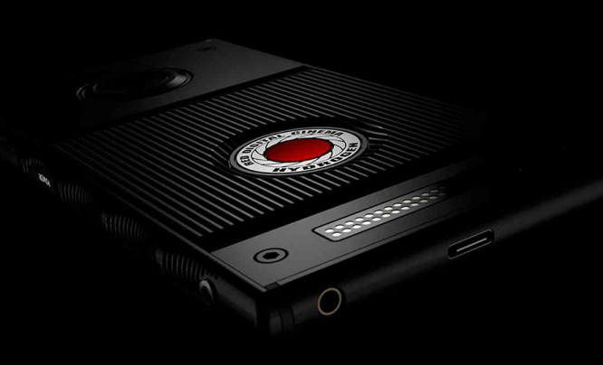  Red Hydrogen One - nadchodzi multimedialny smartfon przyszłości. Wszystko co musisz o nim wiedzieć.