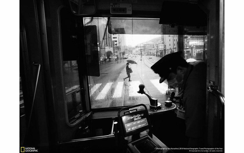 fot. Hiro Kurashina, Another rainy day in Nagasaki, Japan, 1. miejsce w kategorii Cities konkursu National Geographic Travel Photographer of the Year 2018  