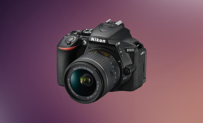  Nikon D5600 - nowa lustrzanka ze specyfikacją poprzednika