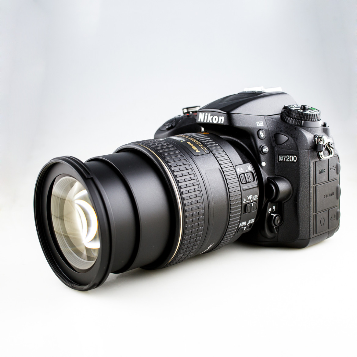 Nikon AF-S DX Nikkor 16-80 mm f/2,8-4E ED VR