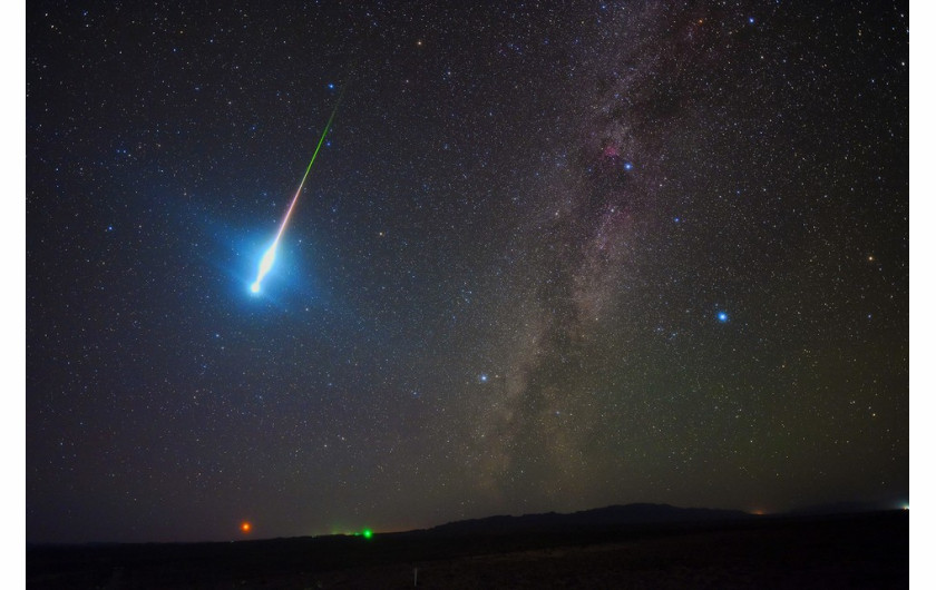 fot. Zhengye Tang, The Perseid Fireball 2018 / Insight Investment Astronomy Photographer of the Year 2019