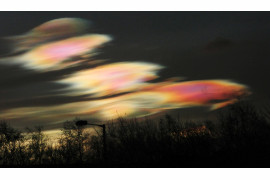 fot. Alan Tough, "Polar Statospheric Clouds"
