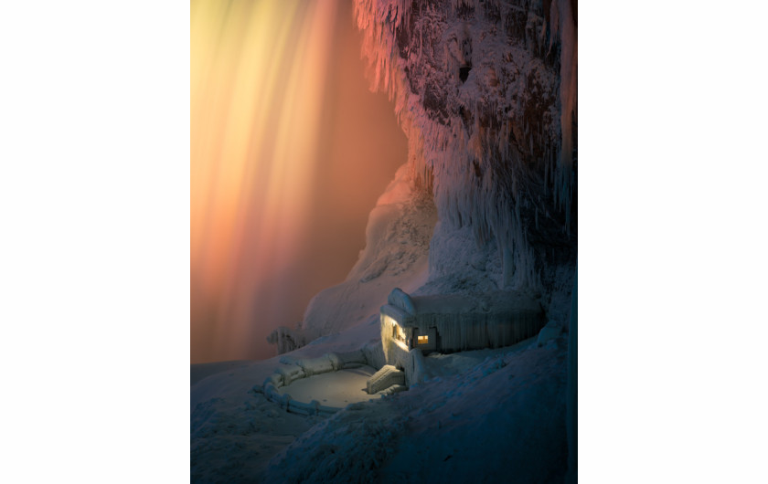 fot. Adam Klekotka, Icy Niagara Falls Looks Like A Different Planet, Nagroda Bronze w profesjonalnej kategorii Nature