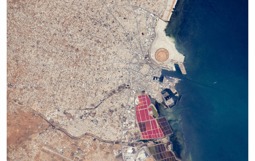 fot. nasa.gov | port Sfax, Tunezja