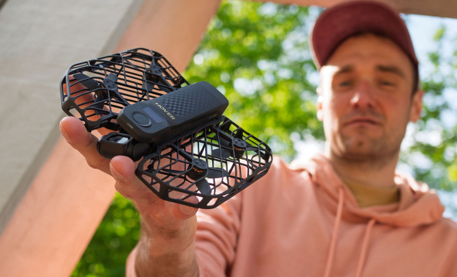  HoverAir X1 Pro Max - latająca kamerka sportowa [TEST]