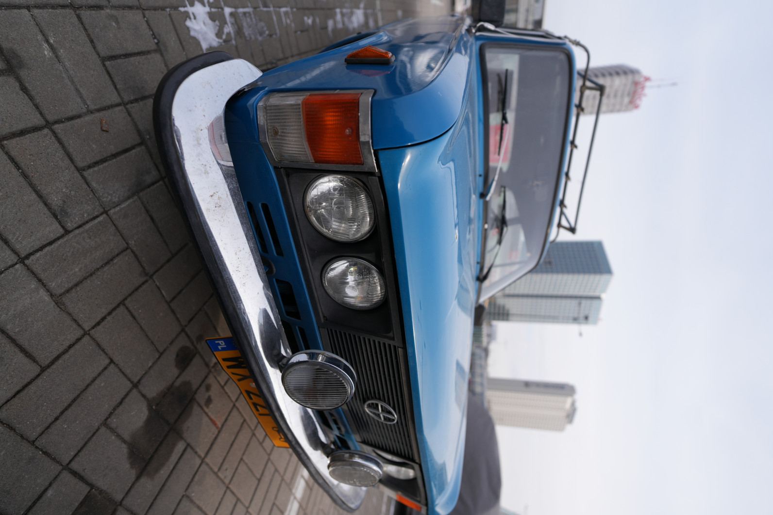 1/2000 s, f/1.8, ISO 100, 16.0 mm