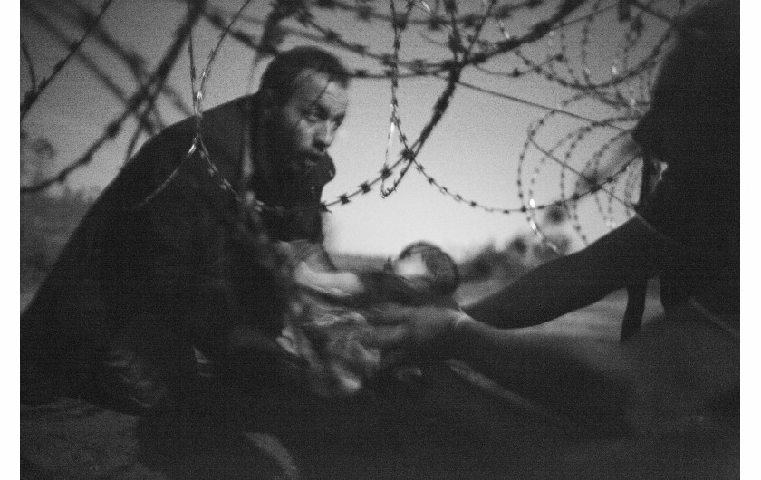 Nagroda Grand Prix World Press Photo 2016, fot. Warren Richardson - Hope for a New Life