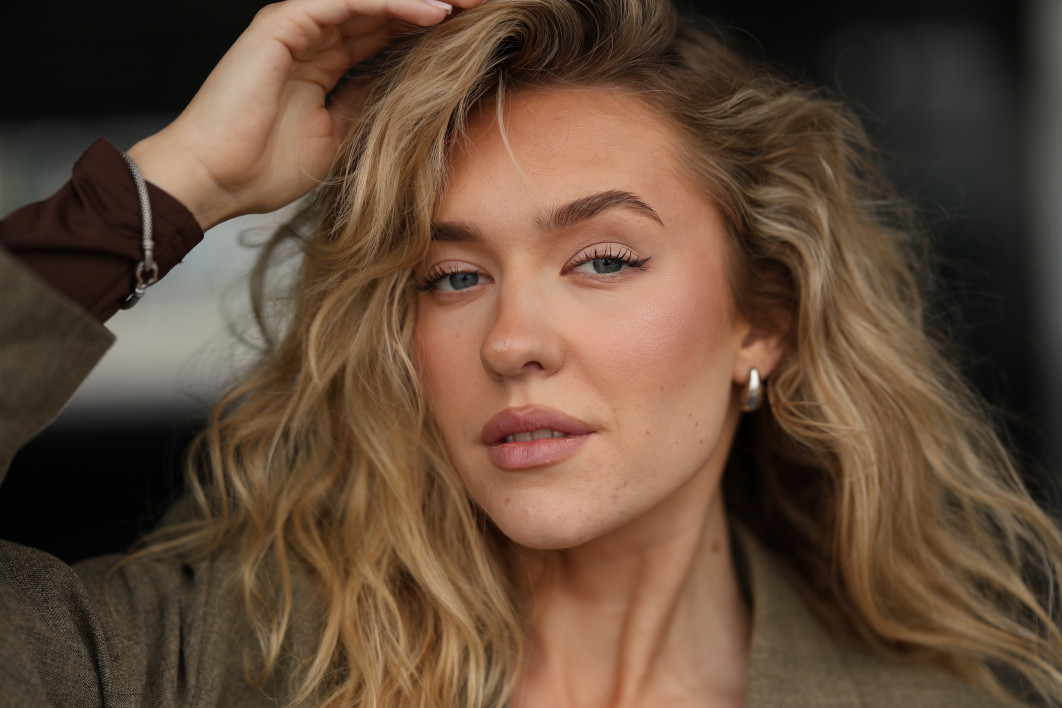 1/1000 s, f/1.8, ISO 100, 85.0 mm