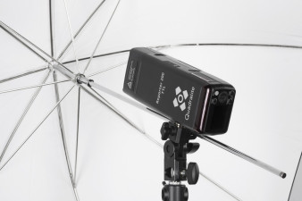 Reporter 200 TTL - nowa lampa błyskowa w systemie Quadralite 