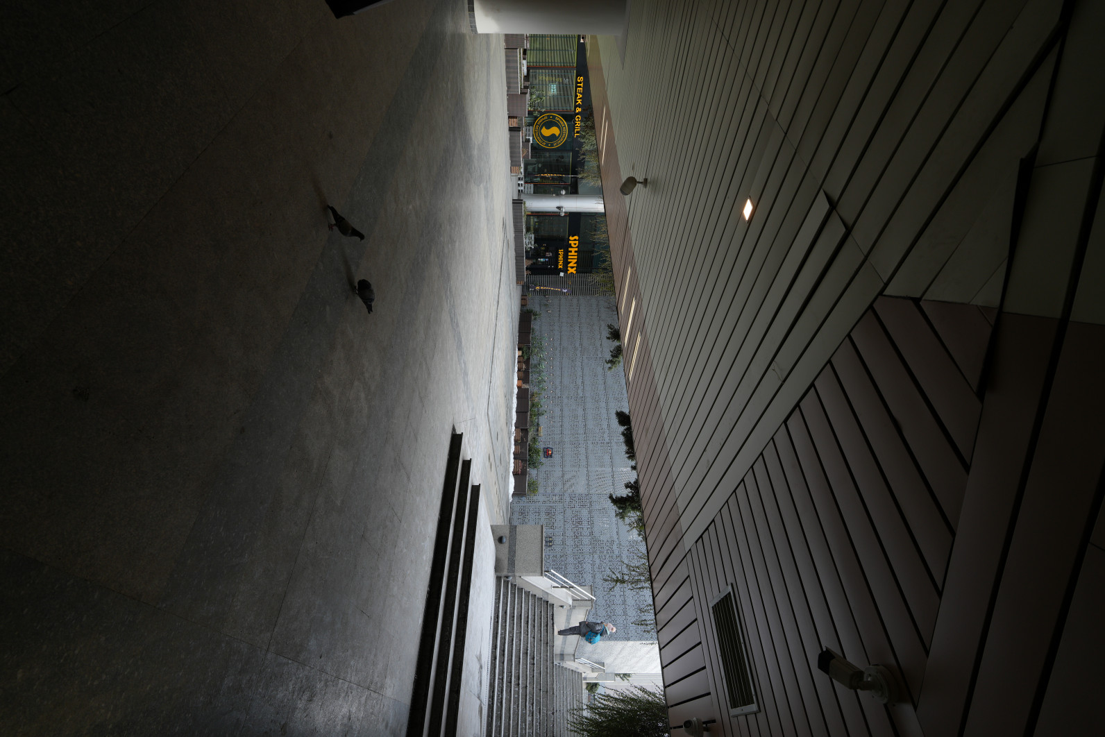 1/160 s, f/4, ISO 100, 16.0 mm