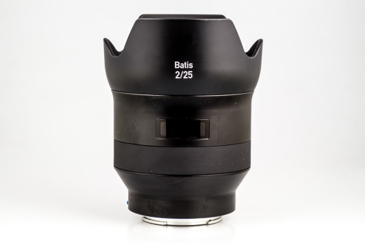 Zeiss Batis 25 mm f/2 