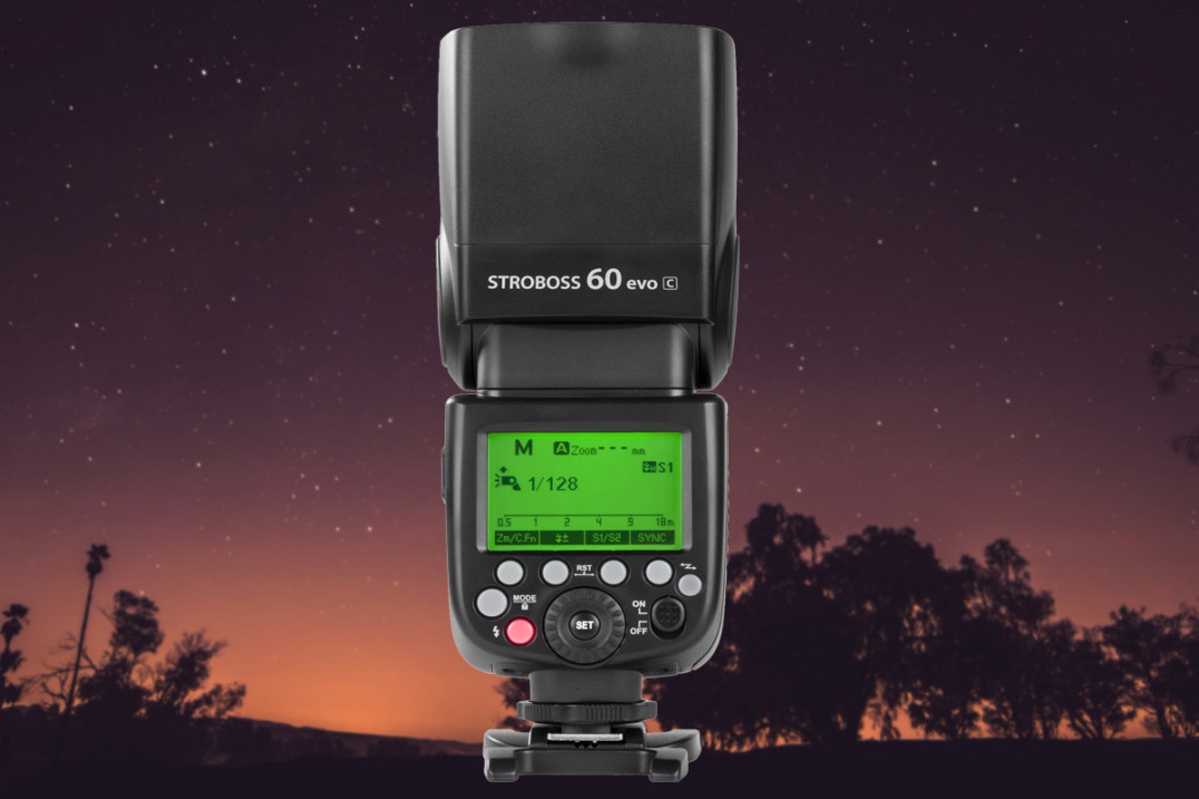 Quadralite Stroboss 60evo - funkcjonalna i niedroga lampa reporterska. Dostępna w wersjach do większości systemów