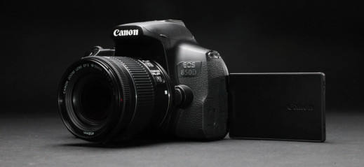 Canon EOS 850D - lustrzanka dla hobbystów, której nie brakuje możliwości