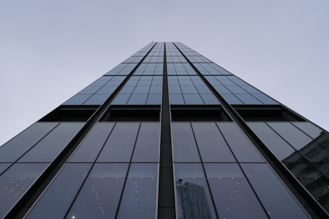 1/5000 s, f/1.8, ISO 100, 16.0 mm