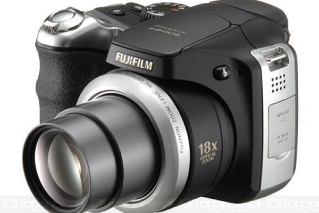 Fujifilm FinePix S8100fd i FinePix S1000fd - dwa nowe superzoomy