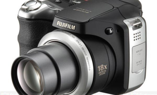  Fujifilm FinePix S8100fd i FinePix S1000fd - dwa nowe superzoomy