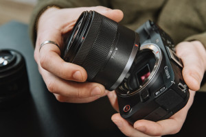 Skompletuj "zestaw na początek" z oferty Canon Cashback 2026. Oto najlepsze zestawy na start dla fotografujących i filmujących