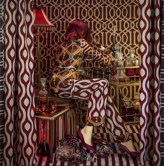 fot. Patty Carrol, z cyklu Anonymous Women: Domestic Demise / Siena Creative Photo Awards 2023