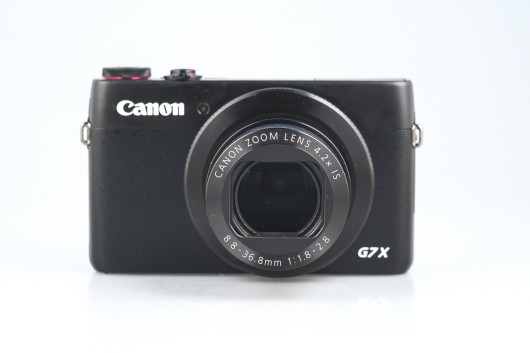 Canon PowerShot G7 X - wysunięty obiektyw