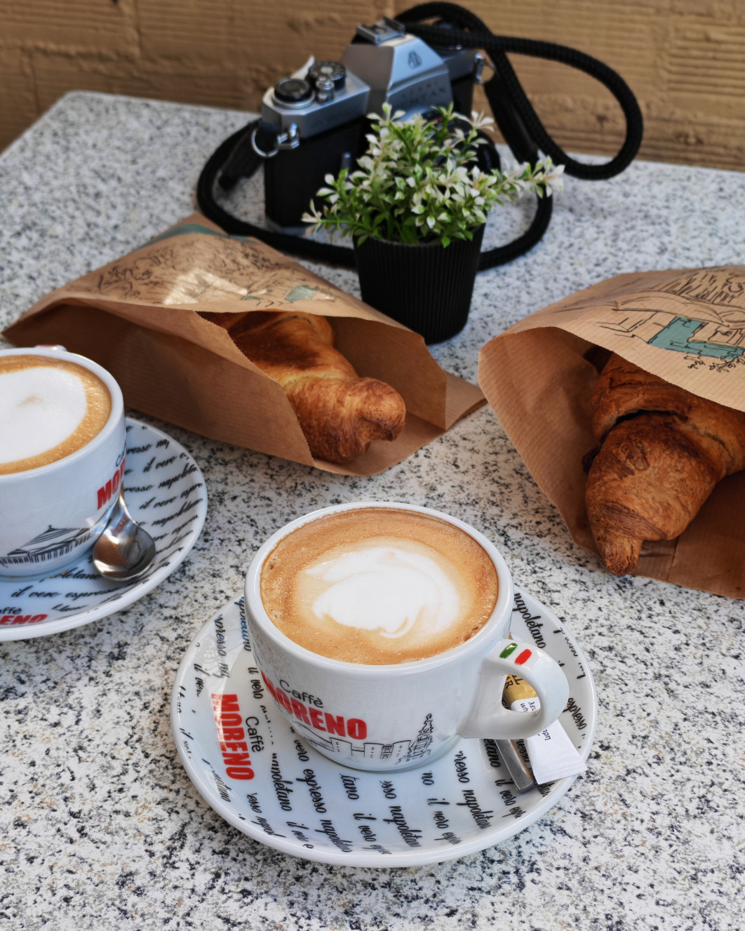 1/100 s, f/1.6, ISO 100, aparat główny