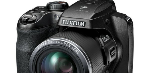 Fujifilm FinePix S9800 i S9900W - nowe superzoomy w ofercie producenta
