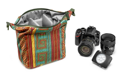NG RF 2450 Torba Rainforest Messenger