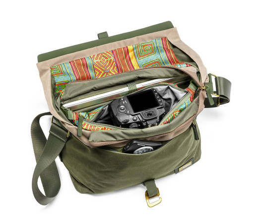 NG RF 2450 Torba Rainforest Messenger