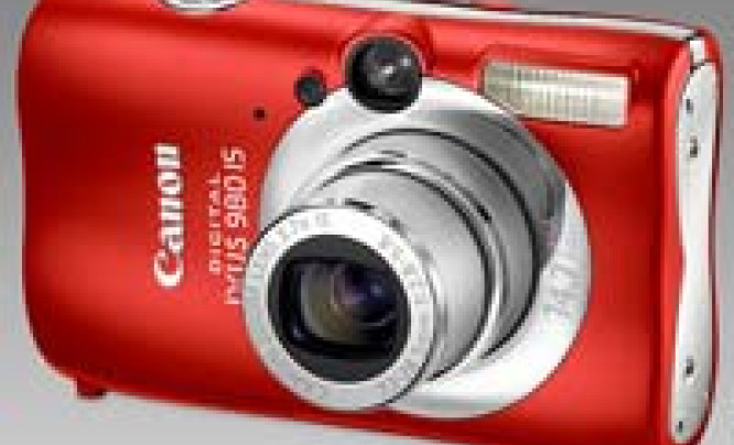 Canon IXUS 980 IS - jubileuszowa czerwień
