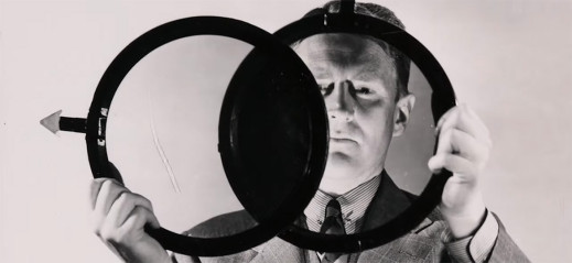 Od filtra polaryzacyjnego do fotografii natychmiastowej. Edwin Land i historia Polaroida