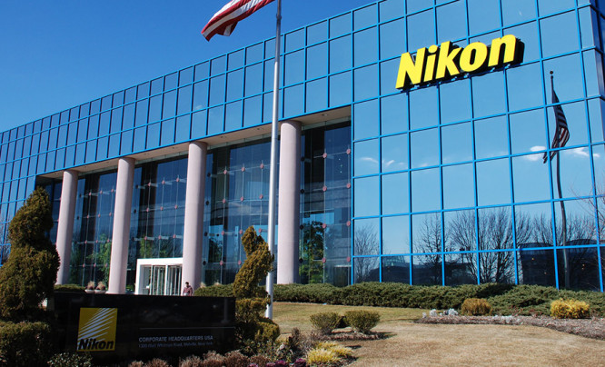 Nikon szykuje inwestorów na nadzwyczajne straty finansowe. Czy epidemia przetrzebi rynek aparatów?