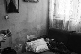 Fot. Katarzyna Piechowicz, „Romni”. W Polsce żyją cztery grupy Romów: Polska Roma, Bergitka Roma, Lowarzy i Kełderasze. Szacuje się, że jest ich obecnie 20–25 tys. osób, co czyni ich jedną z czterech głównych mniejszości. Pomimo ich znaczącej obecności ostatnie badania pokazują, że Romowie pozostają jedną z najbardziej nielubianych, zmarginalizowanych, a jednocześnie najmniej znanych grup etnicznych.<br></br><br></br>1. nagroda w kat. Documentary Project / Grand Press Photo 2025
