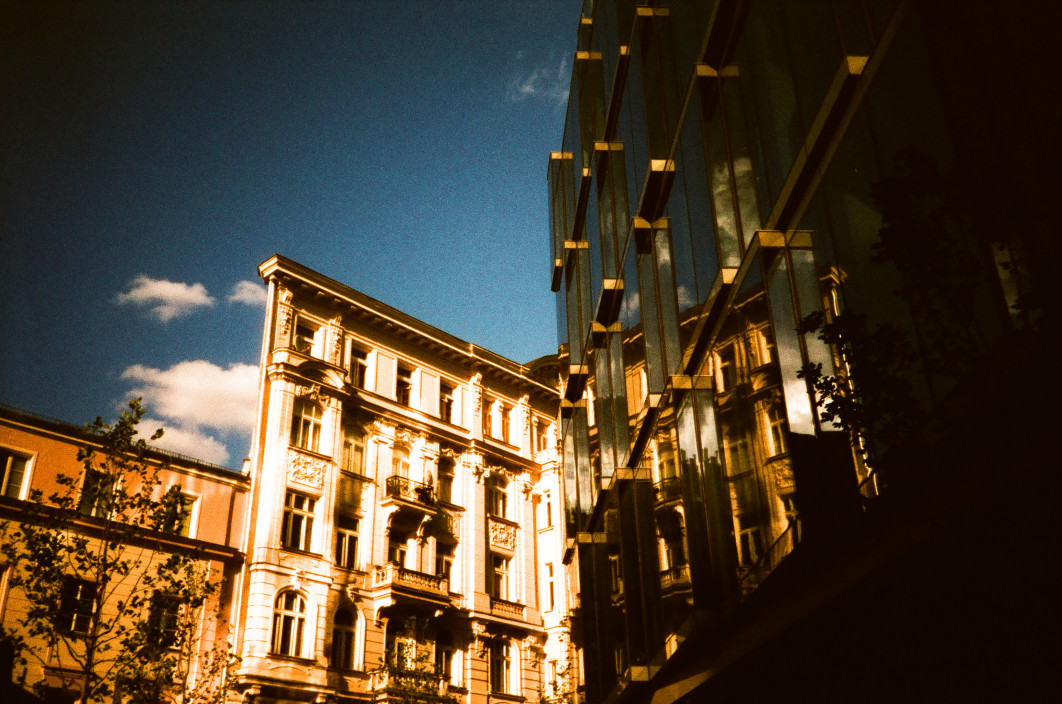 Konica Big Mini BM-302 + Harman Phoenix 200