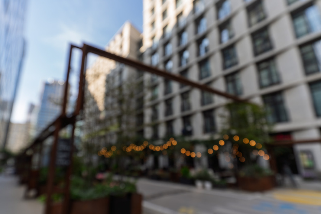 20 mm f/4