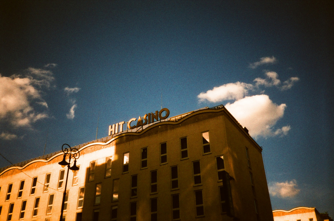 Konica Big Mini BM-302 + Harman Phoenix 200