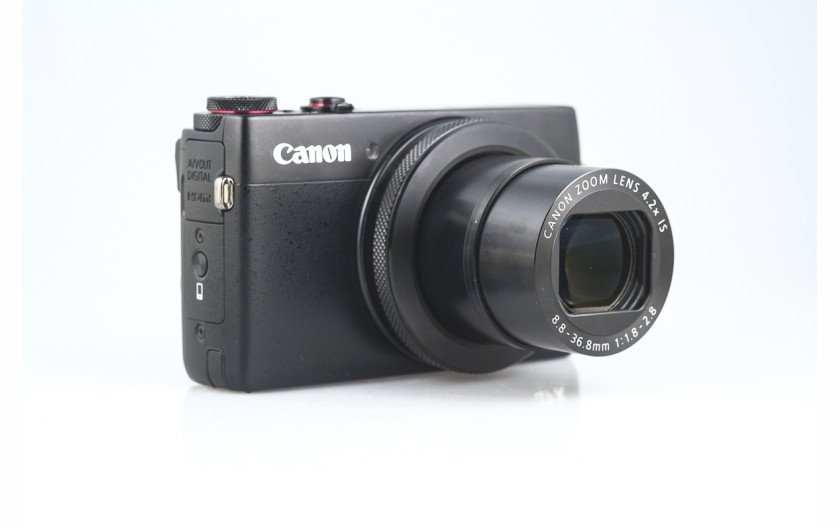 Canon PowerShot G7 X - aparat z wysuniętym obiektywem