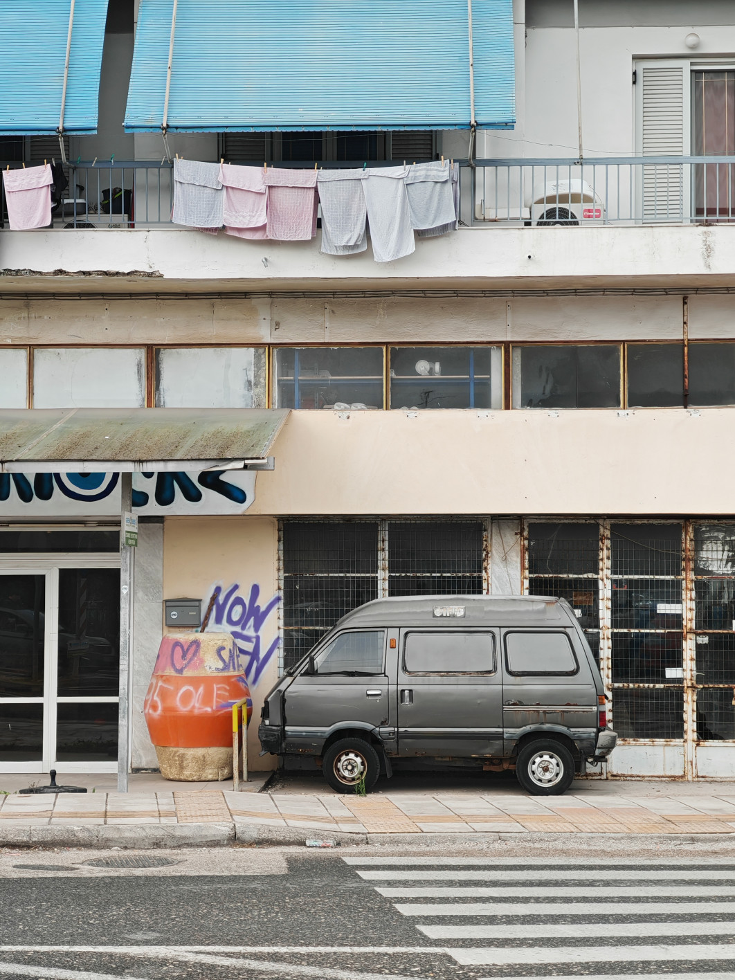 1/170 s, f/2.4, ISO 50, aparat tele