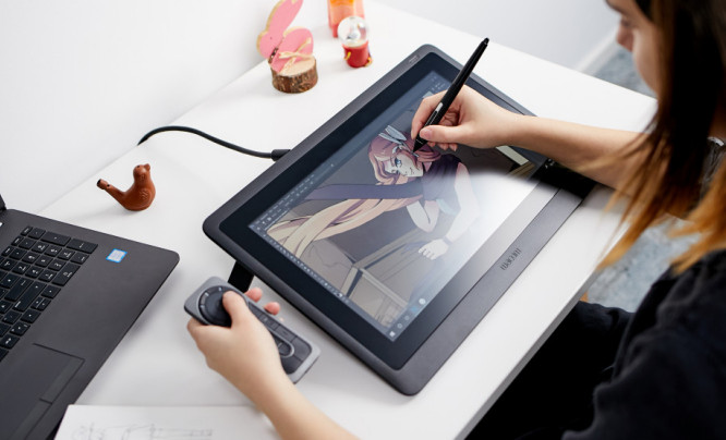 Wacom Cintiq 22 - tablet graficzny dla zaawansowanego hobbysty