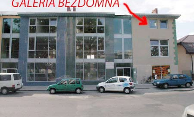  Galeria Bezdomna w Tarnobrzegu - tradycyjnie na strychu